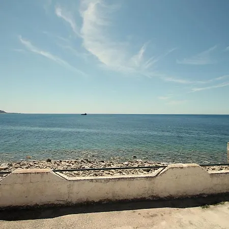 Agnone Sleeps 4 Air Con Wifi Βίλα Agnone Cilento