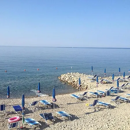 Βίλα Agnone Sleeps 4 Air Con Wifi *