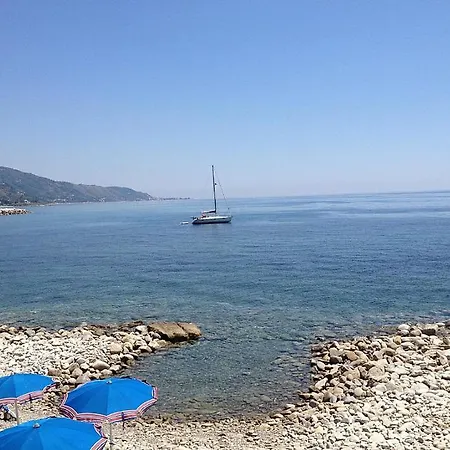 Βίλα Agnone Sleeps 4 Air Con Wifi