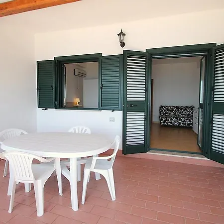 Agnone Sleeps 4 Air Con Wifi *